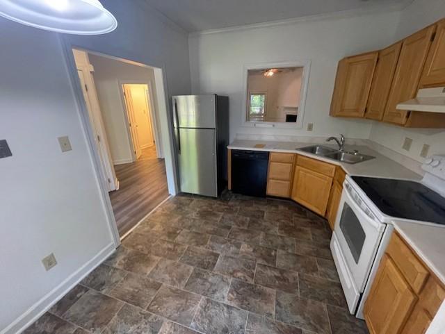 103 Danforth Drive Cary, NC 27511 - Photo 4 of 13 a kitchen with a refrigerator sink and stove