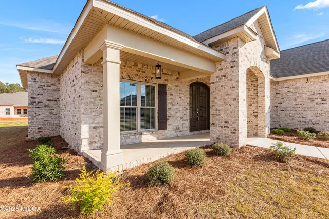 $381,189 | 107 Black Birch Lane, Kathleen, GA 31047