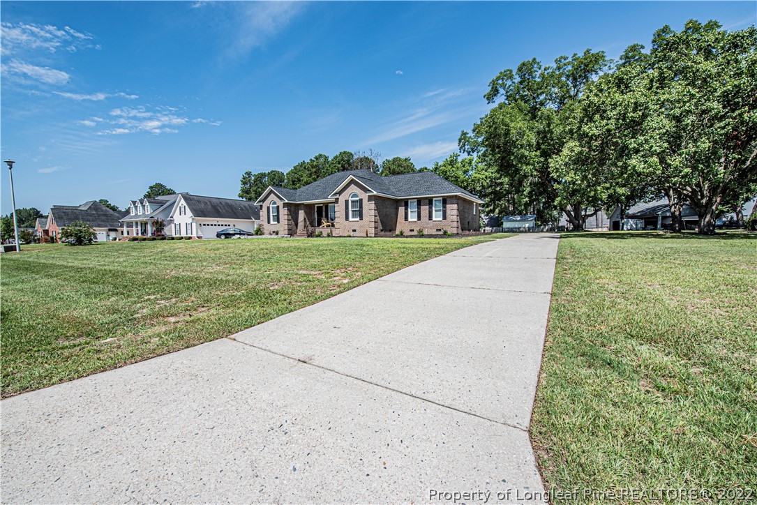 104 Ham Road Hope Mills, NC 28348 - Photo 4 of 37 Gallery Image 4