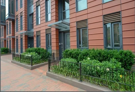 a view of a building entryway