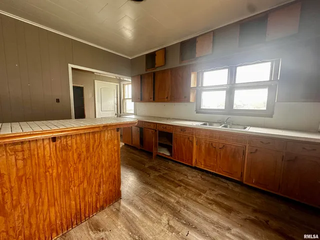 $30,000 | 111 East Walker Avenue, Galatia, IL 62935