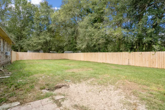 $195,000 | 175 Maria Stuart Lane, Varnville, SC 29944