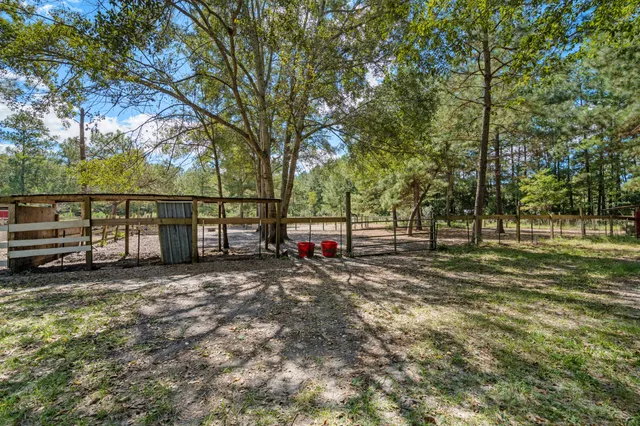 $195,000 | 175 Maria Stuart Lane, Varnville, SC 29944