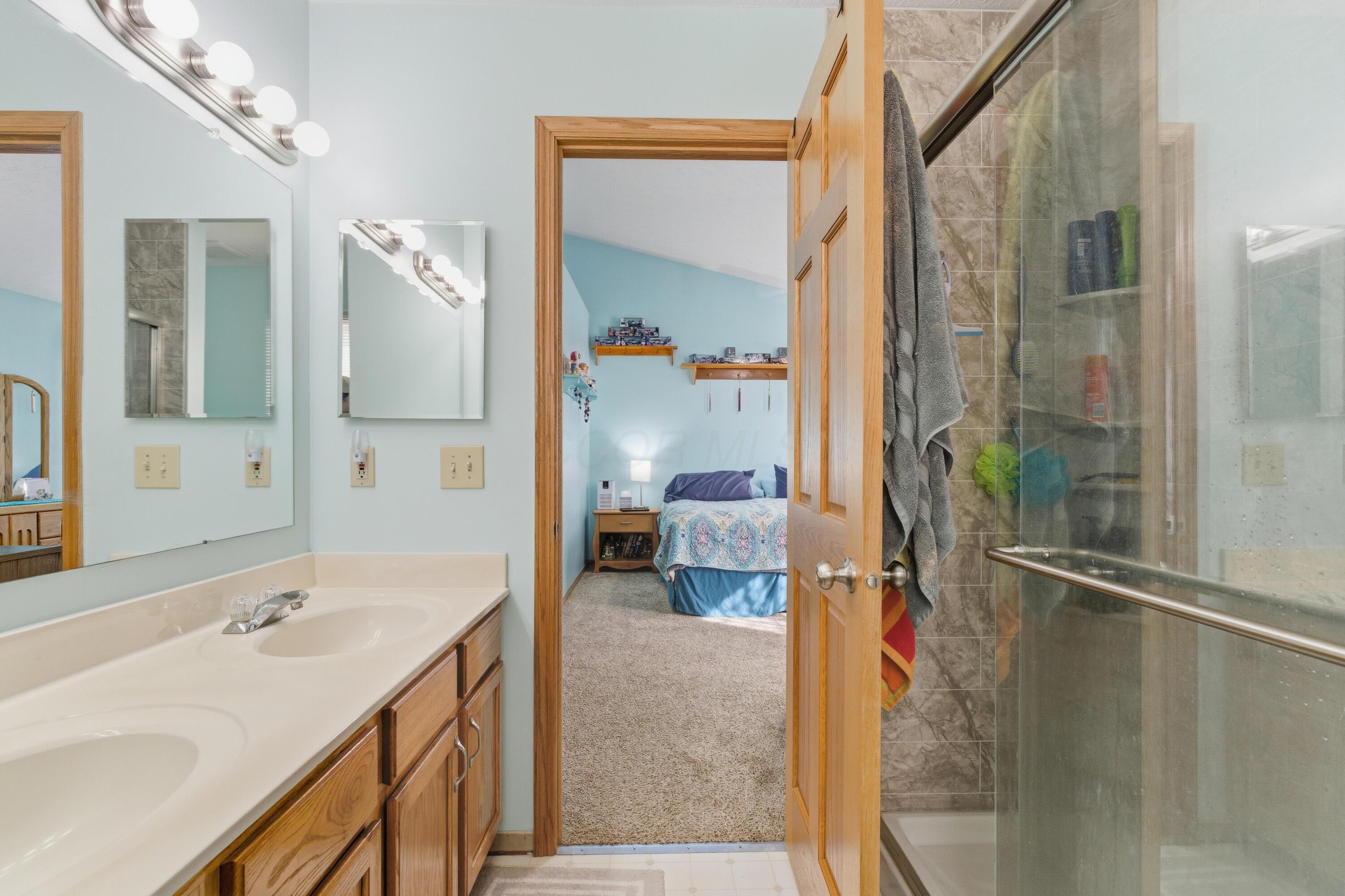 4451 Sherwill Road Columbus, OH 43228 - Photo 16 of 29 7AFAE3EF-626F-45BA-9EF1-267C059115BB
