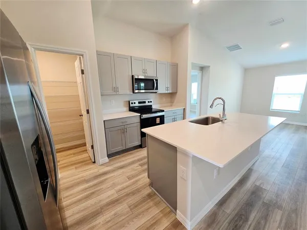 $2,000 | 1712 Vanilla Street, Haines City, FL 33844