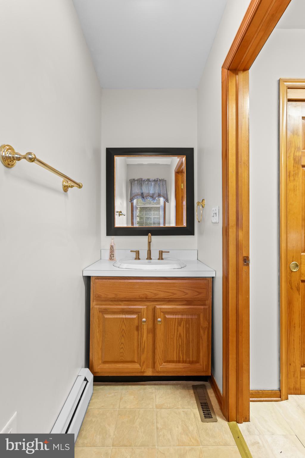 4950 Harvey Road Bethlehem, PA 18020 - Photo 17 of 45