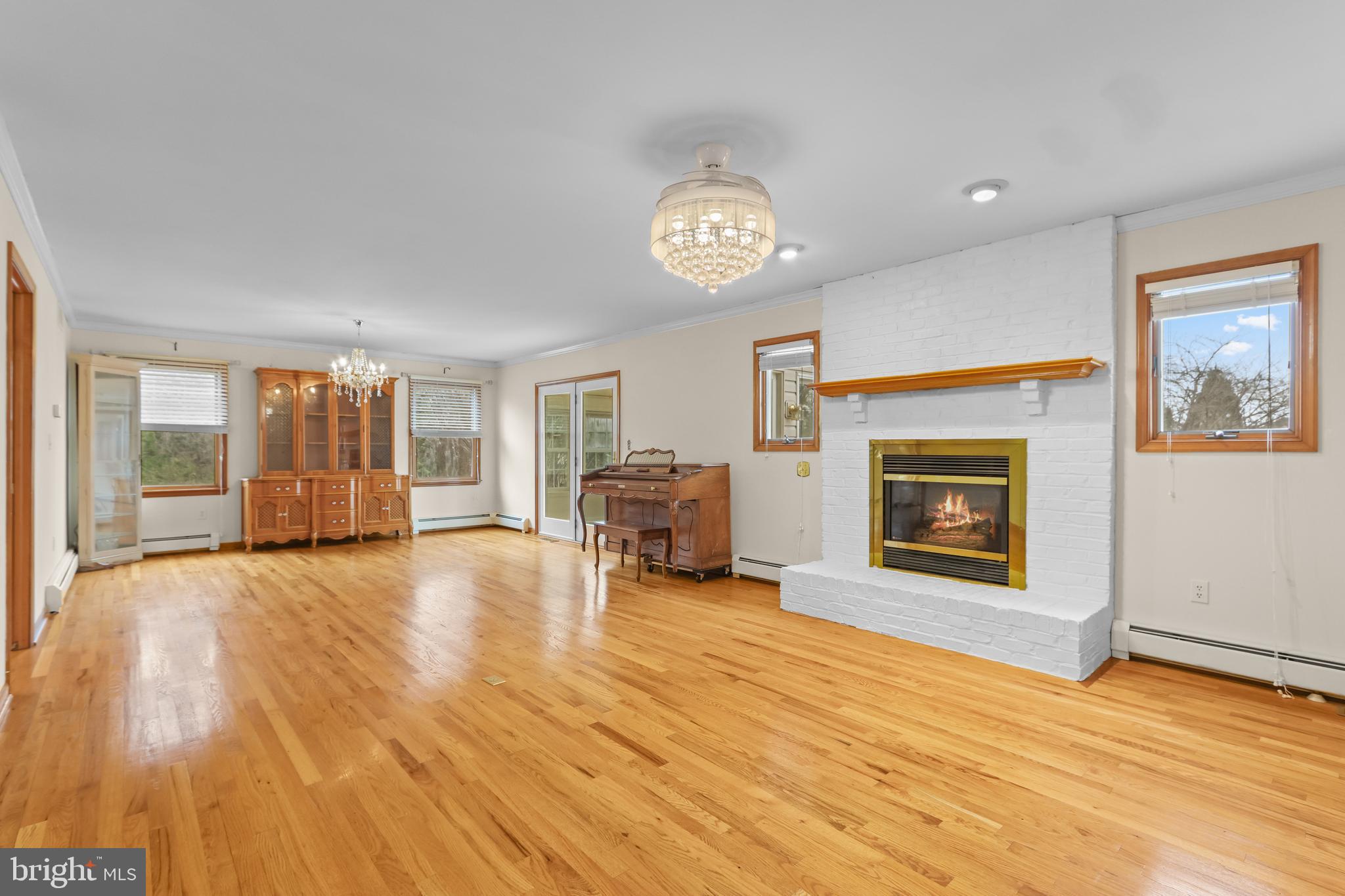 4950 Harvey Road Bethlehem, PA 18020 - Photo 6 of 45