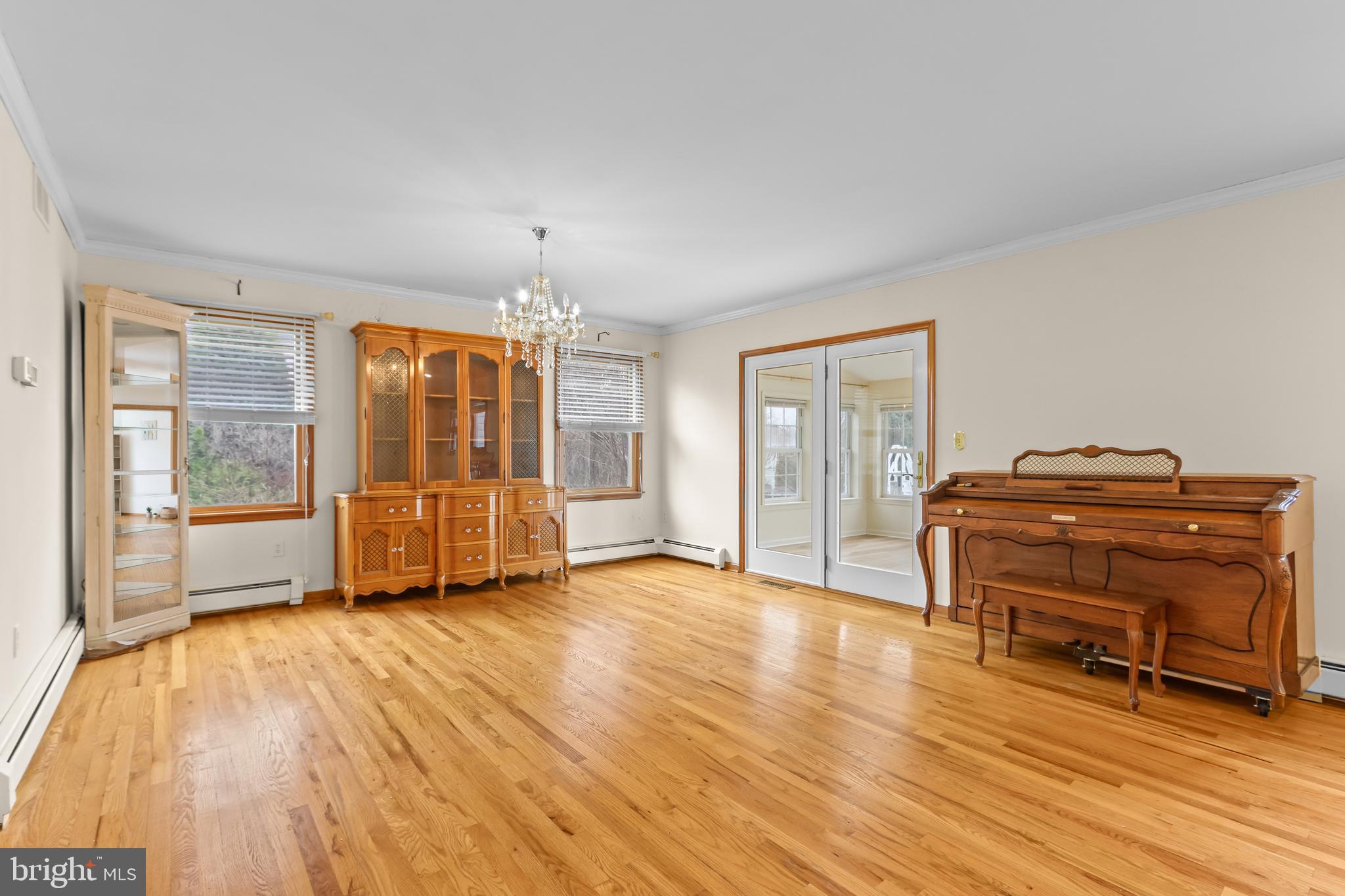 4950 Harvey Road Bethlehem, PA 18020 - Photo 8 of 45