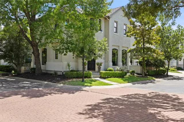 $969,000 | 3815 Gaines Court, Austin, TX 78735
