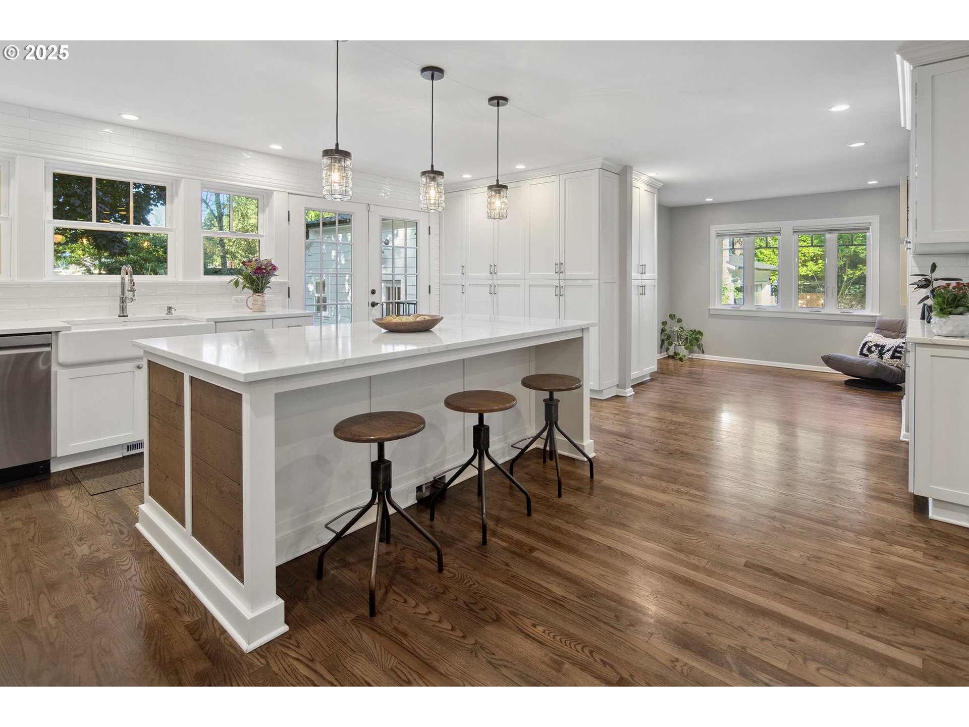 5225 Firwood Road Lake Oswego, OR 97035 - Photo 5 of 44 Gallery Image 5