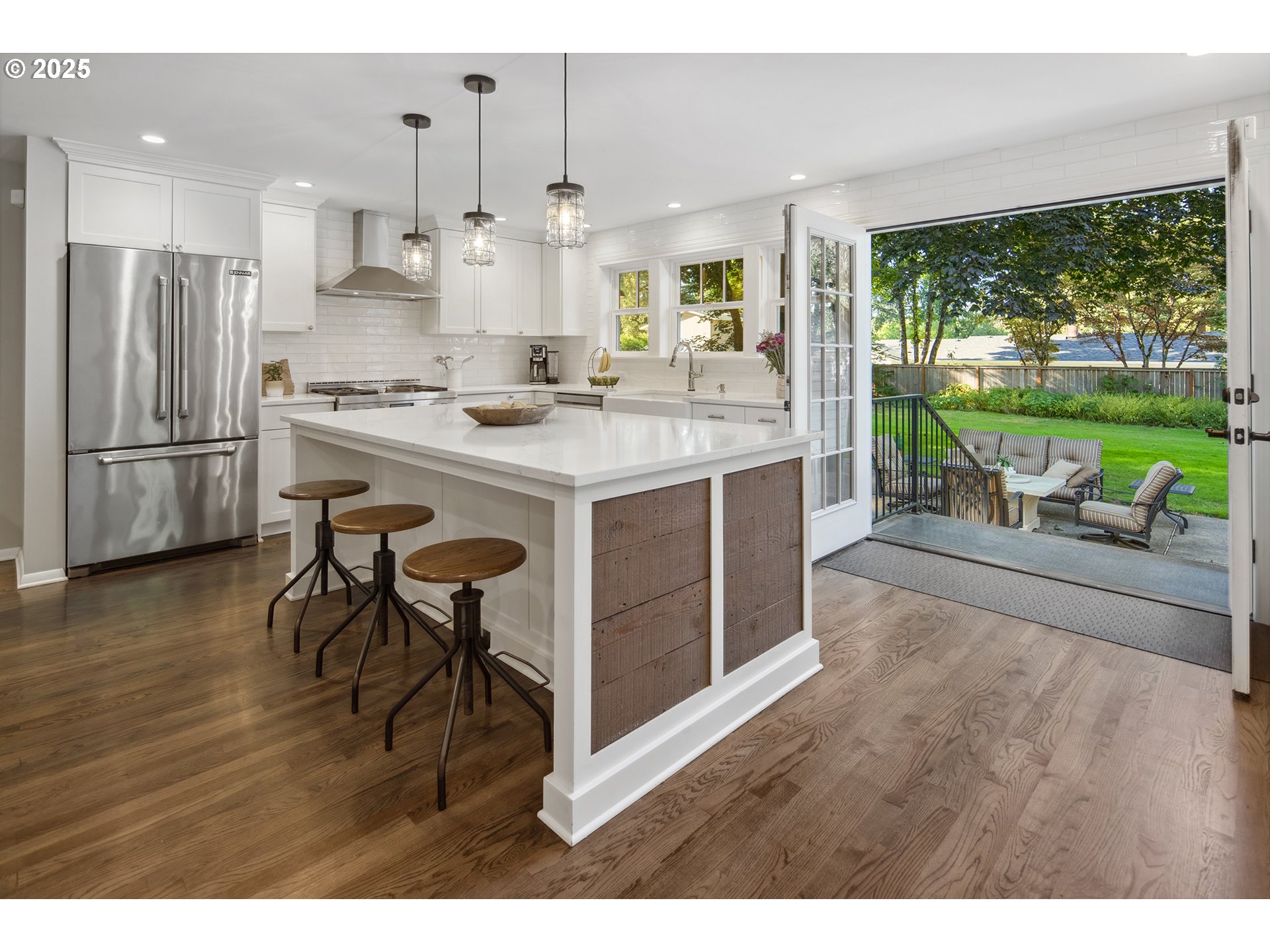 5225 Firwood Road Lake Oswego, OR 97035 - Photo 7 of 44 Gallery Image 7