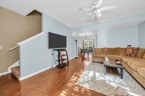 $295,000 | 176 Nashboro Greens Court, Nashville, TN 37217