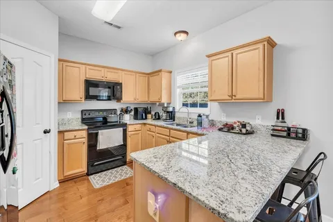 $295,000 | 176 Nashboro Greens Court, Nashville, TN 37217