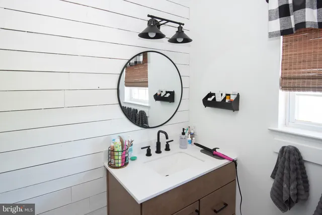 $539,900 | 2038 Valley View Drive, Quakertown, PA 18951