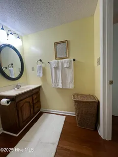 $1,200 | 104 Rolling Hill Court, Unit 1, West End, NC 27376