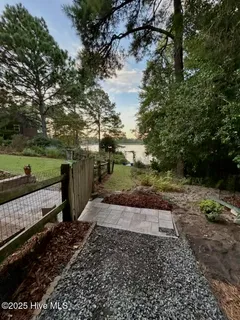 $1,200 | 104 Rolling Hill Court, Unit 1, West End, NC 27376