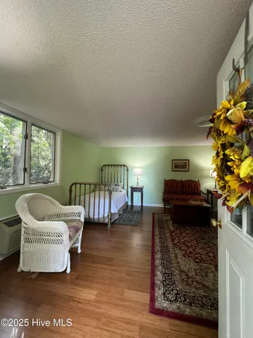 $1,200 | 104 Rolling Hill Court, Unit 1, West End, NC 27376