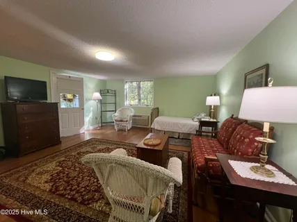 $1,200 | 104 Rolling Hill Court, Unit 1, West End, NC 27376