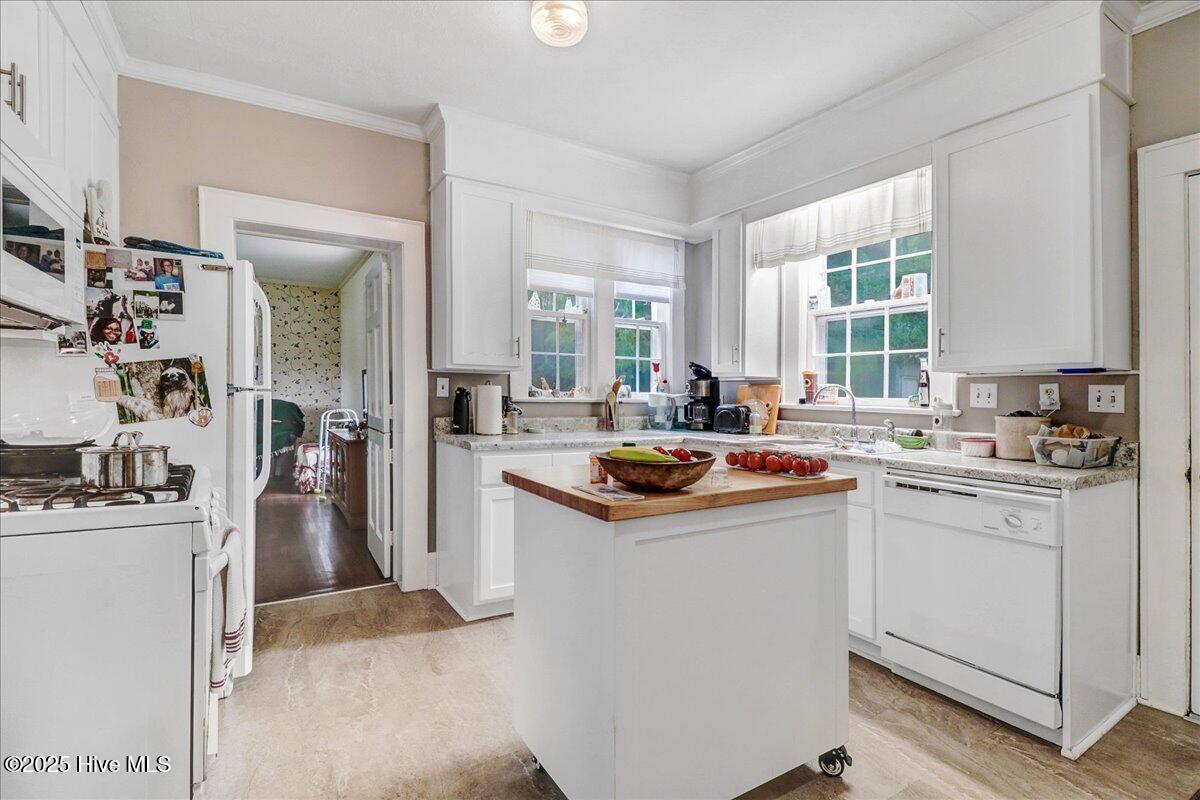 206 Summit Avenue Kinston, NC 28501 - Photo 11 of 24 11-206 Summit Ave-11