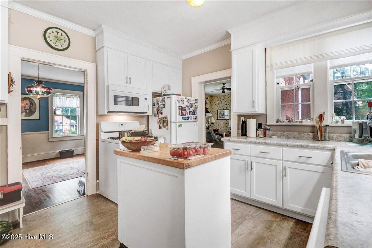 206 Summit Avenue Kinston, NC 28501 - Photo 12 of 24 12-206 Summit Ave-12