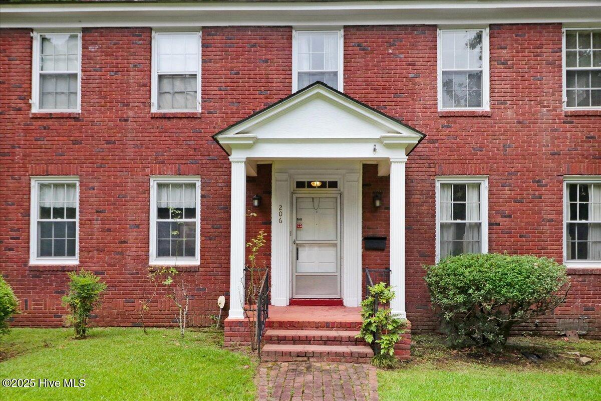 206 Summit Avenue Kinston, NC 28501 - Photo 3 of 24 03-206 Summit Ave-3