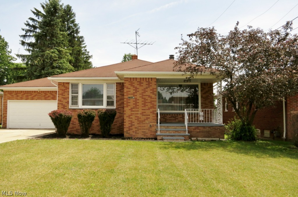 23334 Emery Road Cleveland, OH 44128 - Photo 1 of 16