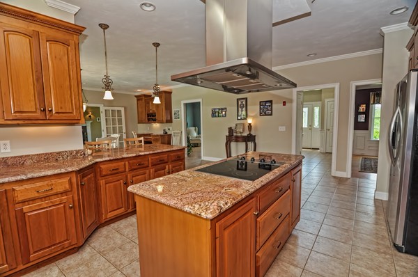 20 Burbank Road Sutton, MA 01590 - Photo 16 of 30 Gallery Image 16