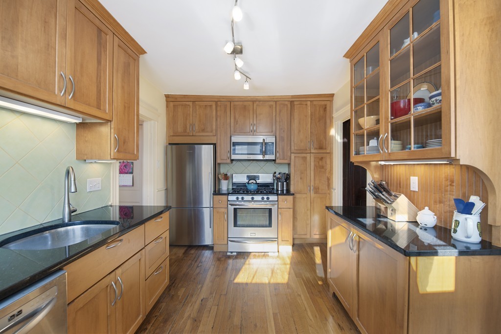 71 Rossmore Road, Unit 5 Boston, MA 02130 - Photo 5 of 16 Gallery Image 5
