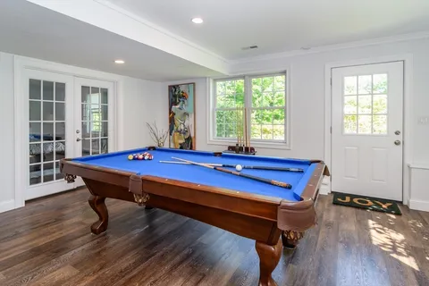 $2,250,000 | 2 Hunters Lane, Natick, MA 01760