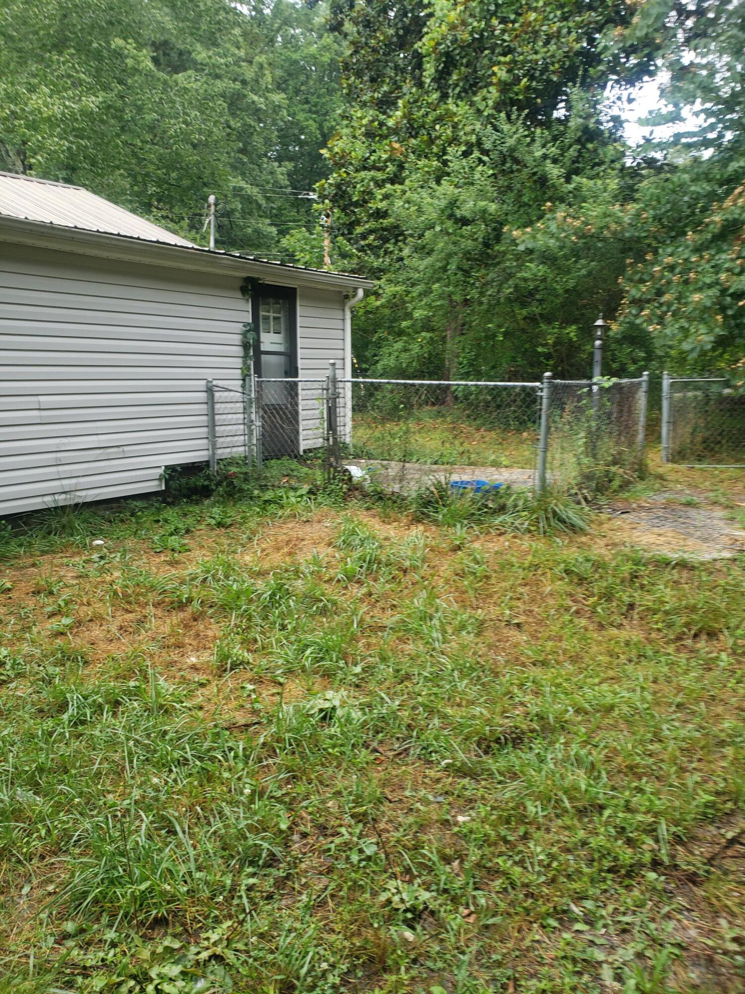 137 Bronco Road LaFayette, GA 30728 - Photo 3 of 29 20220703_151707