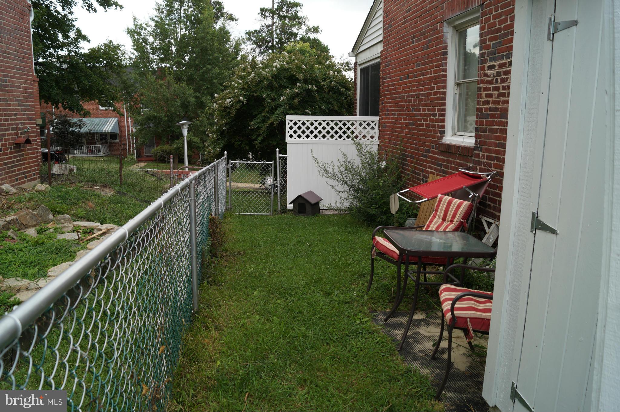 3816 Rexmere Road Baltimore, MD 21218 - Photo 15 of 17 Side Yard
