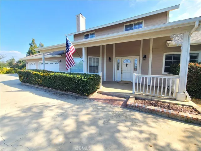 $4,100 | 1561 Marion Road, Redlands, CA 92374
