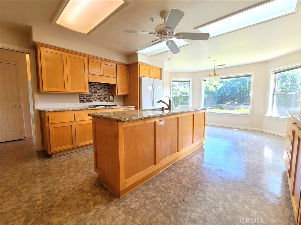 1561 Marion Road Redlands, CA 92374 - Photo 6 of 24