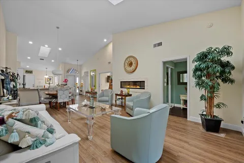 $395,000 | 7775 Majestic Palm Drive, Boynton Beach, FL 33437