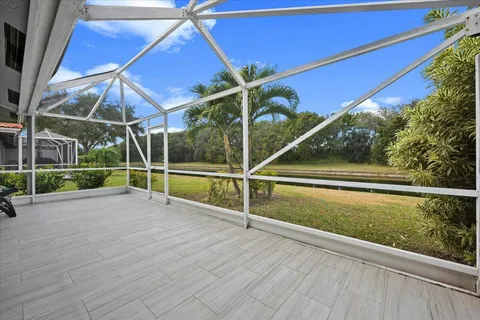 $395,000 | 7775 Majestic Palm Drive, Boynton Beach, FL 33437