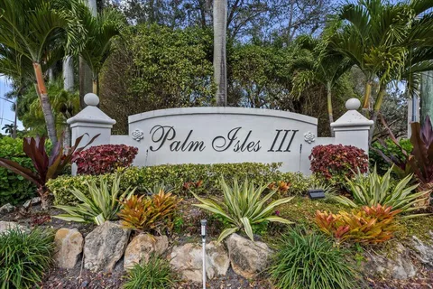 $395,000 | 7775 Majestic Palm Drive, Boynton Beach, FL 33437