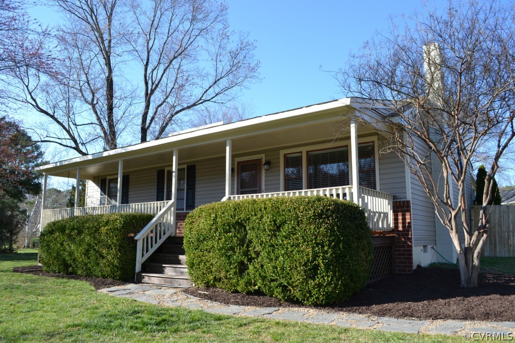 9802 Capri Road Henrico, VA 23229 - Photo 1 of 13 Gallery Image 1