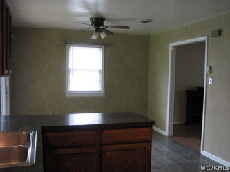 9802 Capri Road Henrico, VA 23229 - Photo 7 of 13 Gallery Image 7