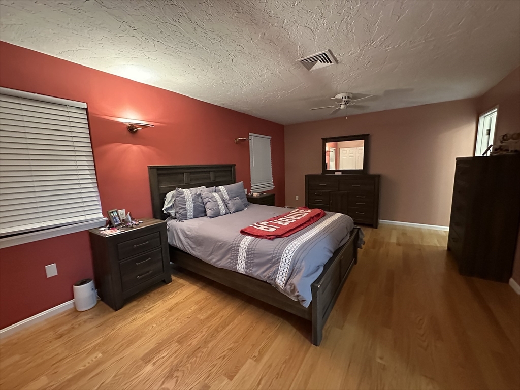 2249 Commonwealth Avenue, Unit 2249 Newton, MA 02466 - Photo 12 of 17