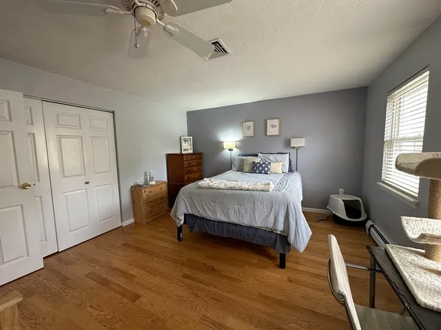 $3,300 | 2249 Commonwealth Avenue, Unit 2249, Newton, MA 02466