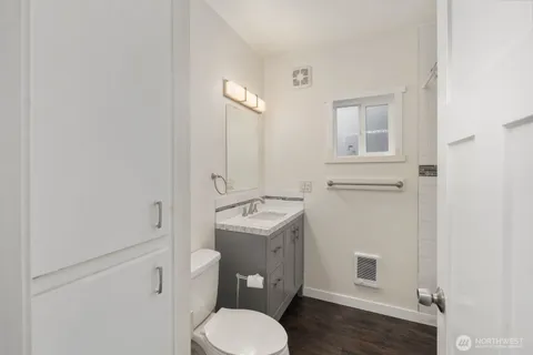 $820,000 | 4028 38th Avenue South, Seattle, WA 98118