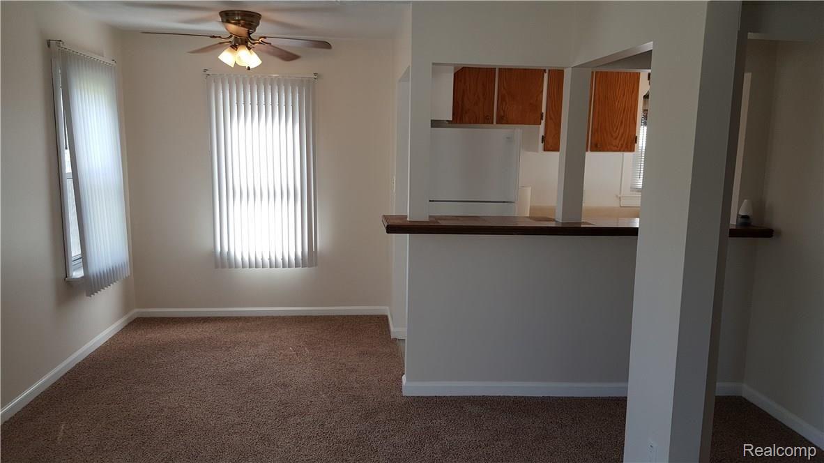 7449 Inkster Road Westland, MI 48185 - Photo 11 of 17 20161022_121249.jpg
