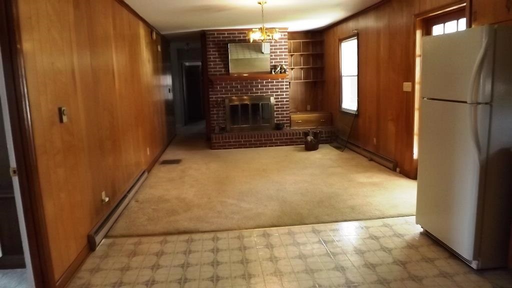 130 Old Sulphur Springs Road Greenville, SC 29607 - Photo 3 of 11
