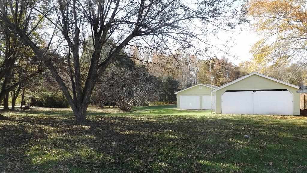 130 Old Sulphur Springs Road Greenville, SC 29607 - Photo 8 of 11