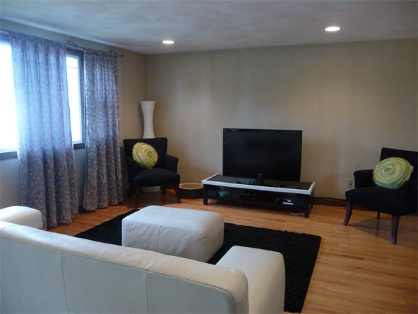 20 Greenwood Road Sharon, MA 02067 - Photo 4 of 20 Gallery Image 4