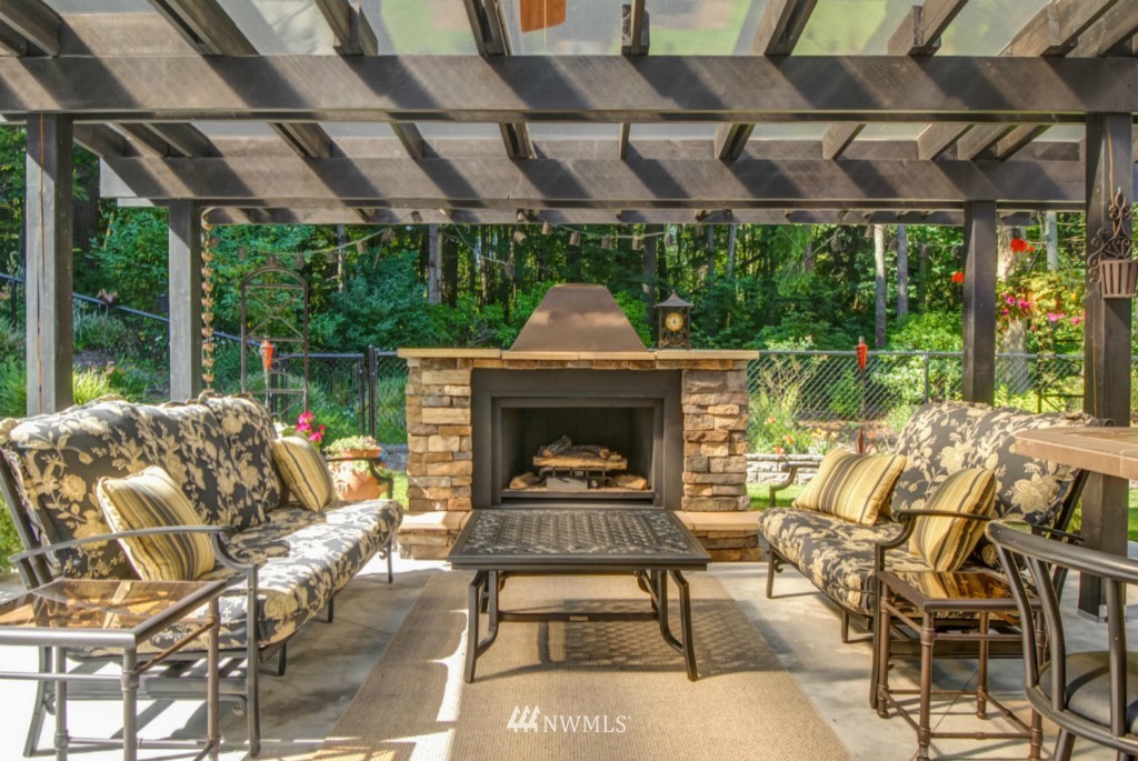 14301 166th Place Southeast Renton, WA 98059 - Photo 11 of 15