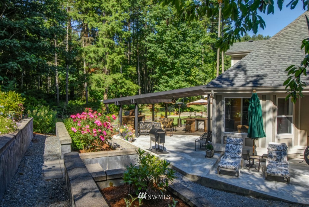 14301 166th Place Southeast Renton, WA 98059 - Photo 14 of 15