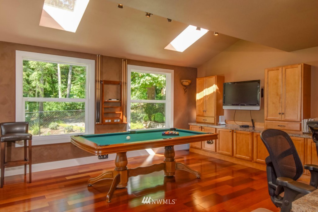 14301 166th Place Southeast Renton, WA 98059 - Photo 8 of 15