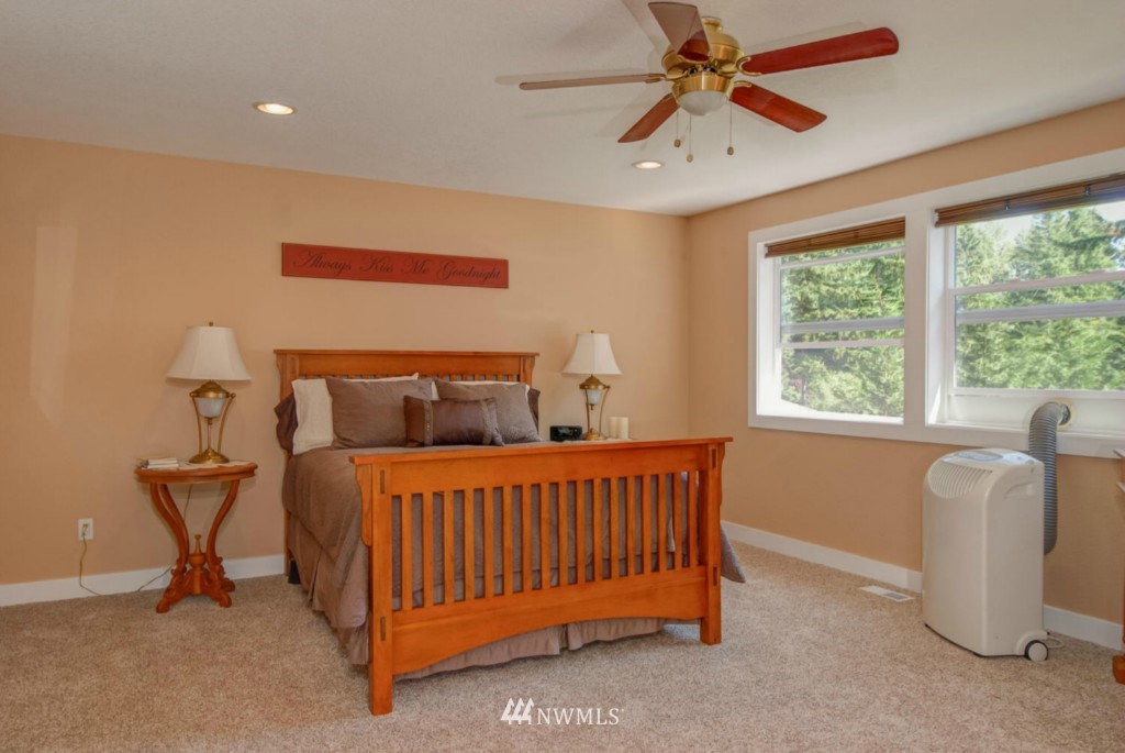 14301 166th Place Southeast Renton, WA 98059 - Photo 9 of 15