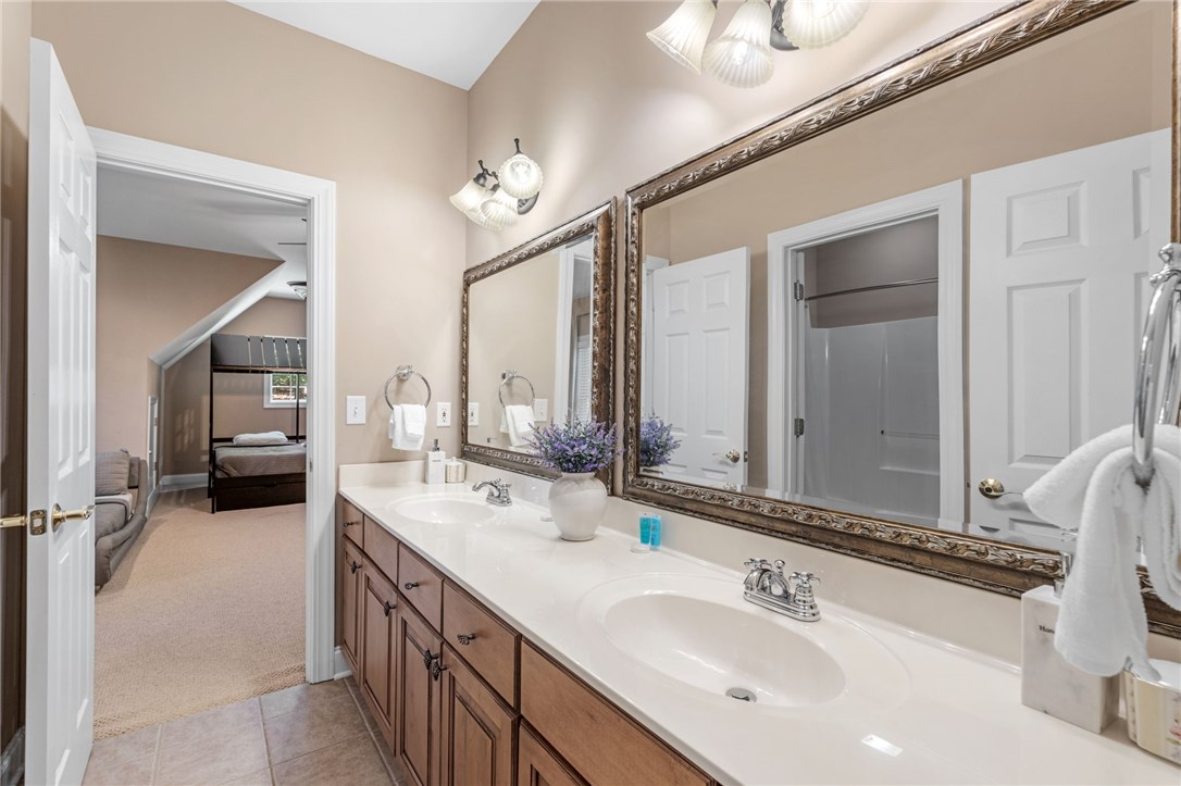 1011 Arrowhead Point Road Anderson, SC 29625 - Photo 32 of 48 Gallery Image 32